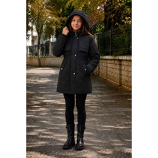 Cansın Mini Siyah Kız Çocuk Içi Peluş Kürklü Kapüşonlu Beli Lastikli Uzun Kesim Şişme Mont 24883