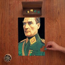 Punto Dizayn Askeri Üniformalı Mustafa Kemal Atatürk Tasarımı 240 Parça Ahşap Puzzle Ahşap Kutuda PD00116
