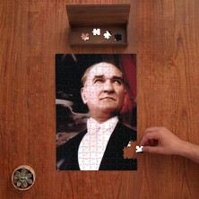 Punto Dizayn Ulu Önder Mustafa Kemal Atatürk Tasarımı 240 Parça Ahşap Puzzle Ahşap Kutuda PD00218