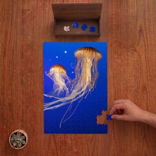 Punto Dizayn Sualtında Parlayan Denizanaları  Tasarımı 240 Parça Ahşap Puzzle Ahşap Kutuda PD01326