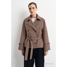 Madmext Bej Ekose Desenli Kuşaklı Kısa Kadın Trençkot MG2922
