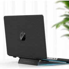Ertürk Store MacBook Air 13.6 Inç Kılıf M2 M3 M4 M5 Uyumlu, Mat Şeffaf Parmak Izi Bırakmaz Pc Hardcase, Gizli Katlanabilir Standlı, Havalandırmalı Ince Koruyucu (A2681/A3113/A3240/A3449) Siyah