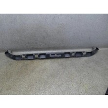 TŞT Volkswagen Passat - cc 2009-2012 Arka Tampon Braketi Orta Plastik (Oem No: 3C8807863B)