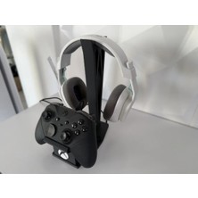 Szd Design Oyun Istasyonu - Kulaklık ve Kontrolcü Sergi Standı