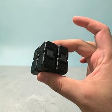 Ahes Stres Küpü Infinity Cube - Parmak Egzersiz ve El Kondisyon Aparatı - Ergonomik Petek Dokulu Odaklanma Aracı - Anti-Stres ve Zihin Boşaltma Aparatı