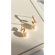 Atalya Accessory Inci Detaylı Taşlı Kadın Küpe – Zarif Gold Çelik Küpe