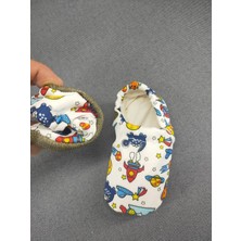 Loove Bebe Bebek Patik Ev Kreş Ayakkabısı Lastikli Ergonomik Tasarım Desenli — Uzay Beyaz