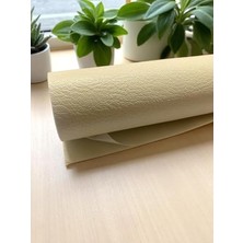 Odea Yapışkanlı Krem Suni Deri, 100X140 cm Boyutunda