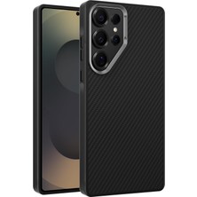 Fumeyabi Samsung Galaxy S25 Ultra Için Karbon Serisi Ultra Güçlü Metal Tuşlu ve Lens Çerçeveli Darbe Emici Karbon Fiber Görünümlü Silikon Kılıf (Siyah, Galaxy S25 Ultra)