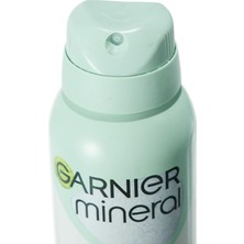 Universal Mineral Hyaluronik Bakım Sprey Deodorant, 150 ml