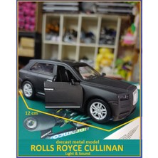 Oyuncak Sahili Rolls Royce Cullinan Diecast 1.36 Collectıon Model 12CM Metal Araba Çekbırak Kapılar Açılır Far Yanar Sesli Metalıc Mate Black
