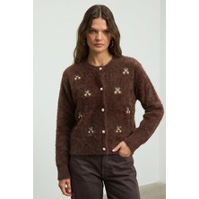 Soft & Basic Taş Işlemeli Yumuşak Tüylü Triko Düğmeli Hırka