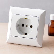 Str Store Topraklı Priz