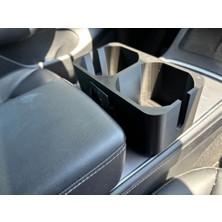 2022-2025 Tesla Model Y Için Bardaklık Adaptörü