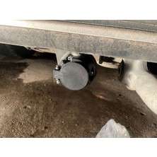 2011-2015 Kia Optima Çeki Demiri Kapağı