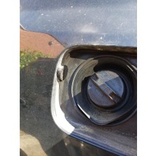 1997 Volkswagen Jetta Yakıt Kapağı Tamponu
