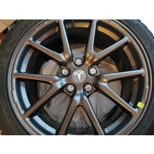 Tesla Model 3 Jant Göbek Kapağı