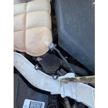 Ford Focus Ön Cam Yıkama Sıvısı Kapağı