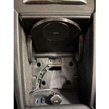 Tesla Model S Için Magsafe iPhone Şarj Sehpası