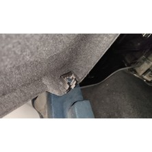 Ford Fiesta Mk7 Bagaj Kapağı Klipsi