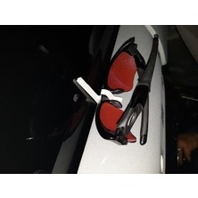 Tesla Model 3 Tavan Gözlük Tutucu (Gözlük Montajı)