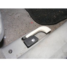 2006-2007 Hyundai Accent Bagaj Açma Kolu