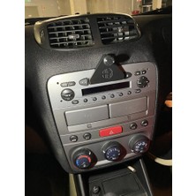 Alfa Romeo Kaset Göğüs Telefon Tutucu