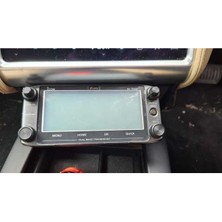 Tesla Model S Için Icom ID5100 Montaj Aparatı