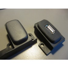 2006 Honda Civic Orta Konsol USB Port Kapağı