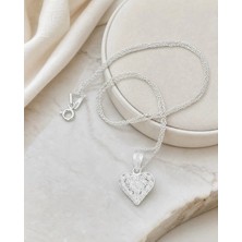 Arvenia Silver Kalp Motifli Çiçek Desenli Dolgu Işlemeli Zincirli Kadın 925 Ayar Gümüş Kolye