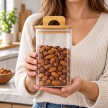Str Store Bambu Kapaklı Kare Borosilikat Cam Kavanoz 1100 Ml, 10 × 15 Cm, Contalı Tutma Kulplu Şeffaf Erzak Kabı, Kahve Bakliyat Kuruyemiş ve Kuru Gıda Saklama Kavanozu