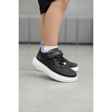 Enoch Cırt Cırtlı Yazı Baskılı Beyaz Tabanlı Bağcıklı Çocuk Sneaker