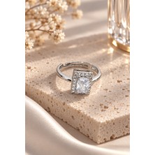 Terragolds Ayarlamalı Silver Renk Metal Zirkon ve Kristal Taşlı Dikdörtgen Model Yüzük