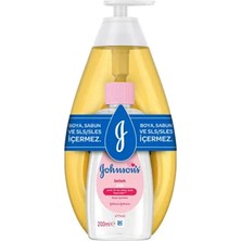4 Adet   Johnson's Baby Şampuan 750 ml +200 ml Yağ Avantaj Paket