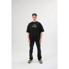 Kırmızı Beyaz Aksesuar Unisex Bisiklet Yaka Baskılı Oversize T-Shirt - Siyah