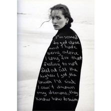 Taranist Kağıt Poster - Cool Text Photo Muse Kırmızı - Ilham Veren Fotoğraf Metni Estetiği