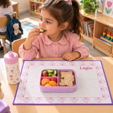 Leyla Atelier Kişiselleştirilebilir Isim Nakışlı Baslenme Örtüsü Bezi Okul Zamanı Beslenme Saati Kişiye Özel Öğrenciler Için Masa