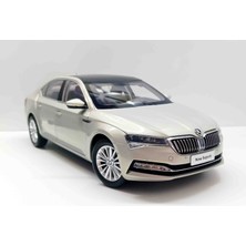 Dianomi Paudi/ 1:18 Skoda Superb ( Diecast Modeldir