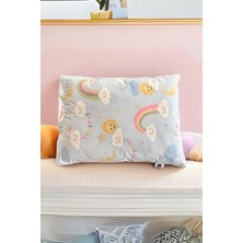 Vera Concept Store Badel Tekstil Bebek Yastığı / Örme Kumaş, Çift Taraflı, Bulut ve Gökkuşağı Desen, 35X45 Cm, Kılıf ve Iç Dolgu
