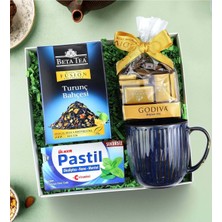 Vera Concept Store Çizgili Kupa & Godiva Çikolata & Beta Tea Bitki Çayı & Pastil Hediye Seti