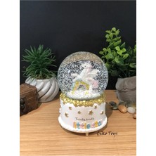 Unicorn At Kendinden Püskürtmeli Işıklı ve Müzikli Büyük Boy Kar Küresi