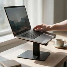 Clue Ahşap Laptop Standı Yükseltici Keçe Kaplamalı Masaüstü Notebook Standı MacBook Uyumlu - Ceviz