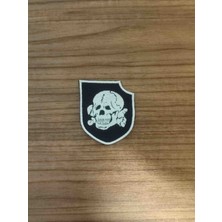 Özden Nakış Yaka Patch Kuru Kafa
