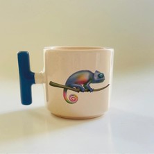 Mor Mürekkep Mavi Sarı Bukalemun Baskılı Mavi Kulplu T Kupa Bardak Fincan Mug