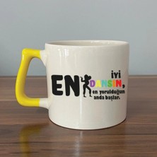 Mor Mürekkep En Iyi Dansın Baskılı Sarı Kulplu Prime Kupa - Kadınlar Günü Hediyesi Bardak Fincan Mug
