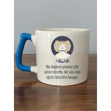 Mor Mürekkep Aslan Burcu ve Onla Alakalı Komik Açıklama Baskılı Mavi Kulplu Prime Kupa Bardak Fincan Mug