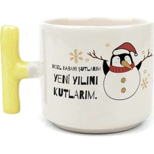 Mor Mürekkep Noel Babayı Şutlarım Baskılı Sarı Kulplu T Kupa - Yılbaşı Hediyesi Bardak Fincan Mug
