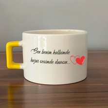 Mor Mürekkep Sen Benim Kalbimde Huzur Baskılı Sarı Kulplu Kare Kupa Bardak Fincan Mug