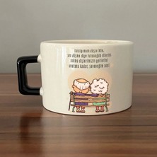 Mor Mürekkep Tansiyonum Düşse Bile Baskılı Siyah Kulplu Kare Kupa Bardak Fincan Mug
