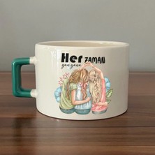 Mor Mürekkep Her Zaman Yanyana Baskılı Yeşil Kulplu Kare Kupa Bardak Fincan Mug
